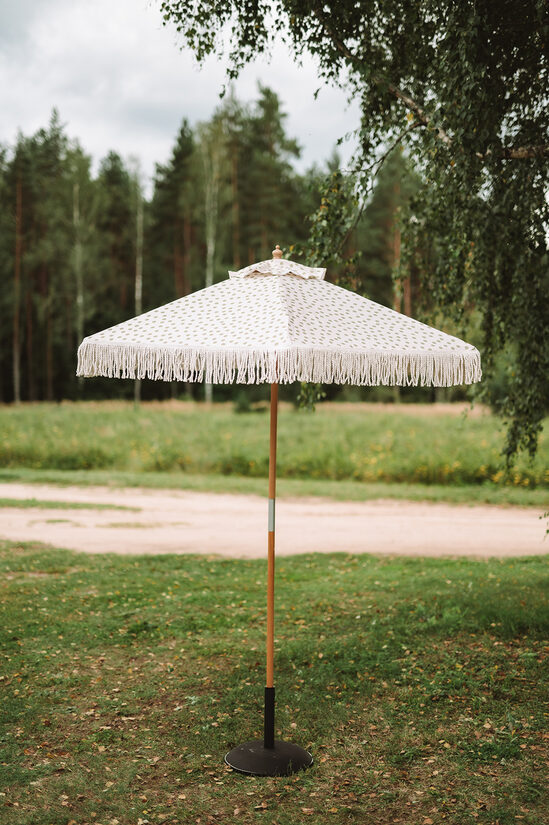 Saulessargi ar zaļām pumpiņām