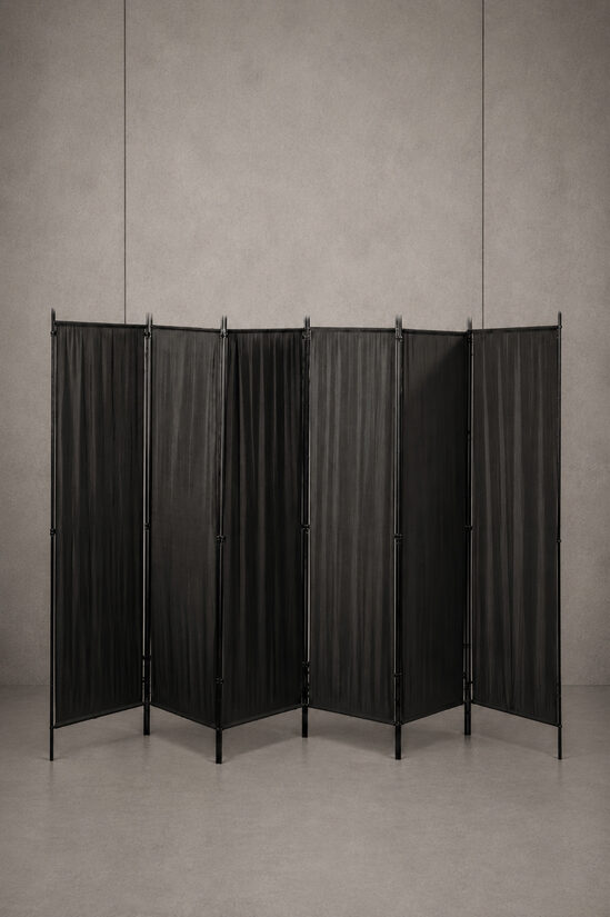 Melns aizslietnis ar audumu 180 x 49 cm viena daļa, kopā 6 daļas