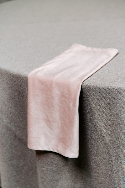 Gaiši rozā samta salvetes 50 x 50 cm 